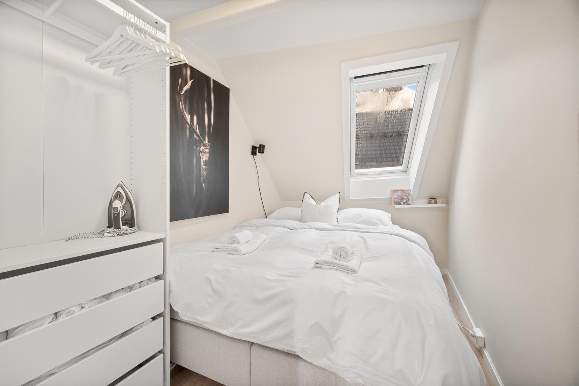 View To Bryggen - Renovated Dec 24 - Historic Cobblestone Street Apartment Bergen Ngoại thất bức ảnh